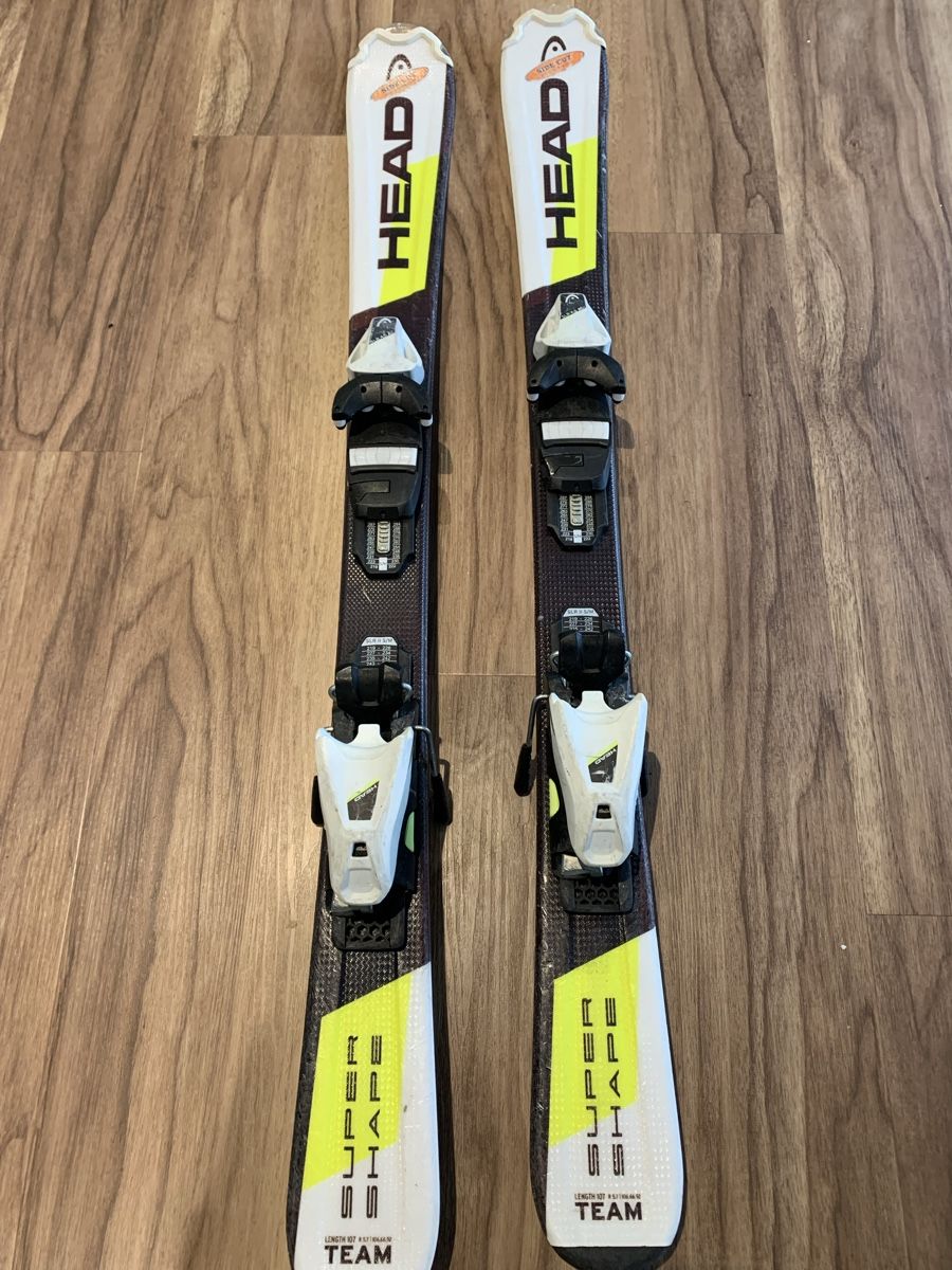 Head Skis: Head Super Shape Ski 107 – Gebraucht aus Plaffeien von Roebu3316