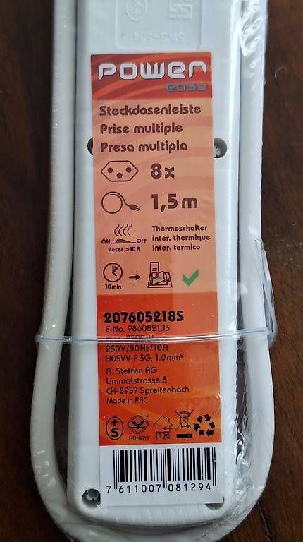 Spine: Multiprise 8 prise neuve – Usato da Morges venduto da t33_5x7v 1