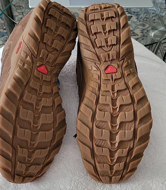 Scarpe da uomo:  Bequeme Salomon Wanderschuhe  – Usato da Zizers venduto da Roosi1 4