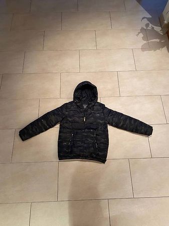 Veste d'hiver couleur militaire garçon taille 152