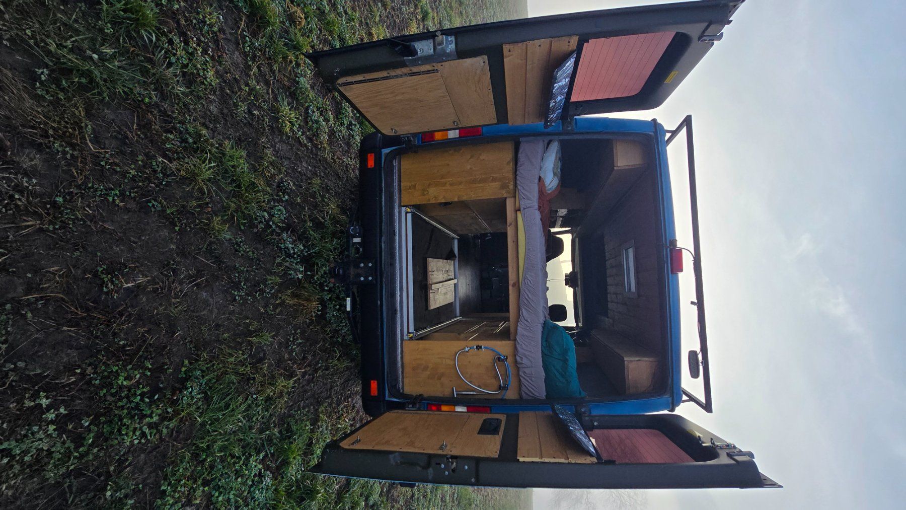 Mercedes-Benz Camping Fahrzeuge: Mercedes Sprinter 313CDI 4×4 Camper – Gebraucht aus Wagenhausen von sali001 1