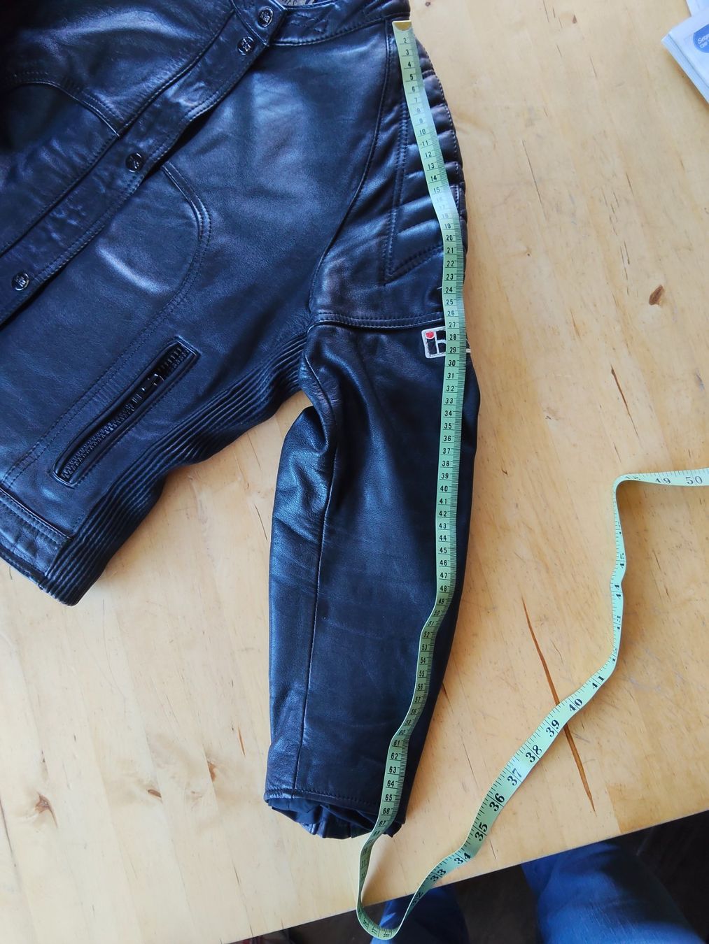 IXS Giacche: Motorradjacke ixs Leder Gr. 36-38 – Usato da Kulmerau venduto da Sendy 3