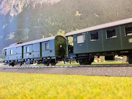 Roco  3er Set __ Lokalbahnwagen 3-achsig + Gepäckwagen __ H0