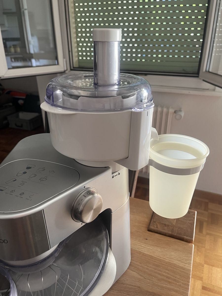 Kenwood Küchengeräte: Kenwood KM260 – Gebraucht aus Saxon von Kwik25 6