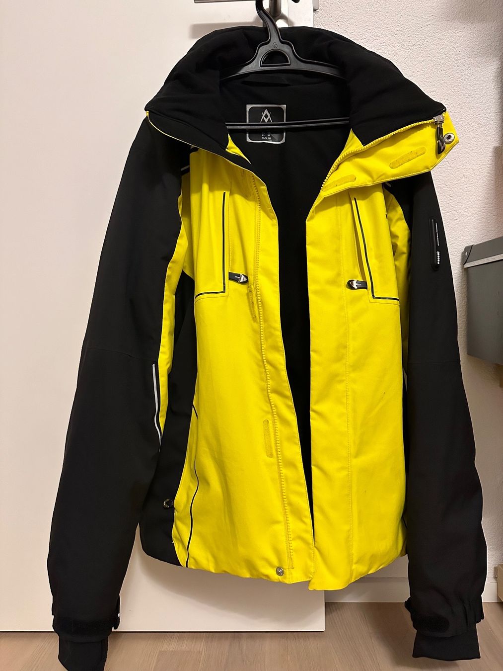 Völkl Giacche: Völkl Ski jacket – Usato da Gümligen venduto da aig_7jjx
