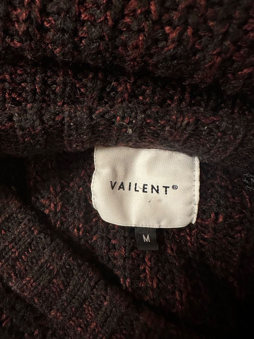 Pullover & Sweatshirts: Braun-roter Pullover Vailent M – Gebraucht aus Triesen von Hermine2018 1