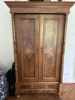 Antiker Holzschrank