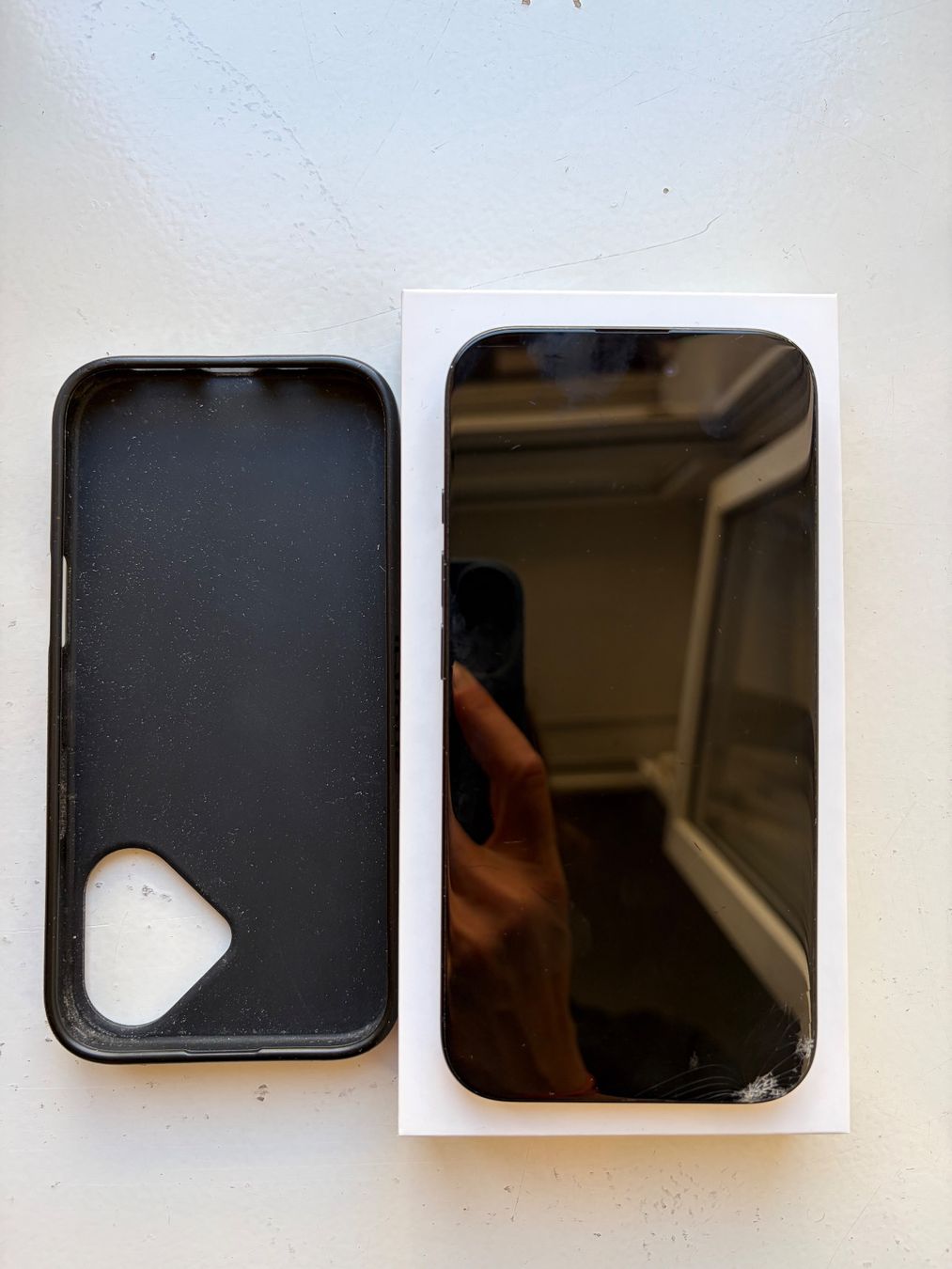 Apple Handys / Smartphones: iPhone 16 – Gebraucht aus Zürich von Largra