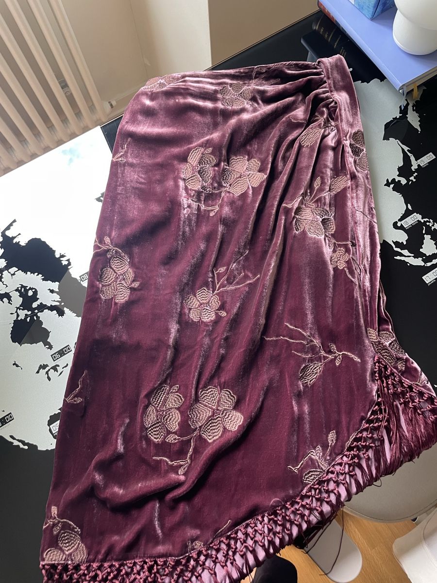 Zara Gonne: Jupe crayon en velours Zara – Usato da Vevey venduto da ali_qc7f 2