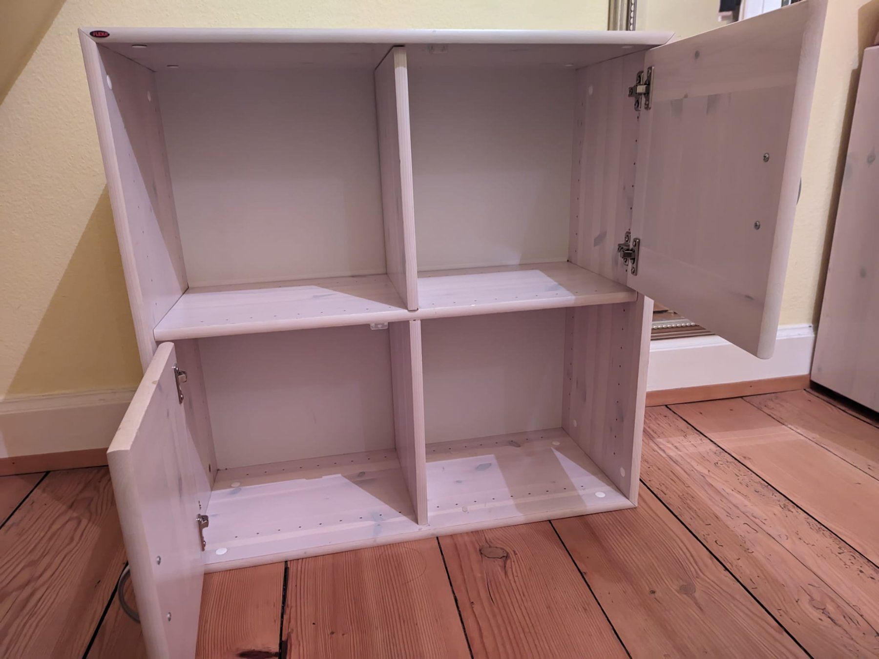 Flexa Armadi: Flexa Schrank – Usato da Basel venduto da gas_sg2l 2