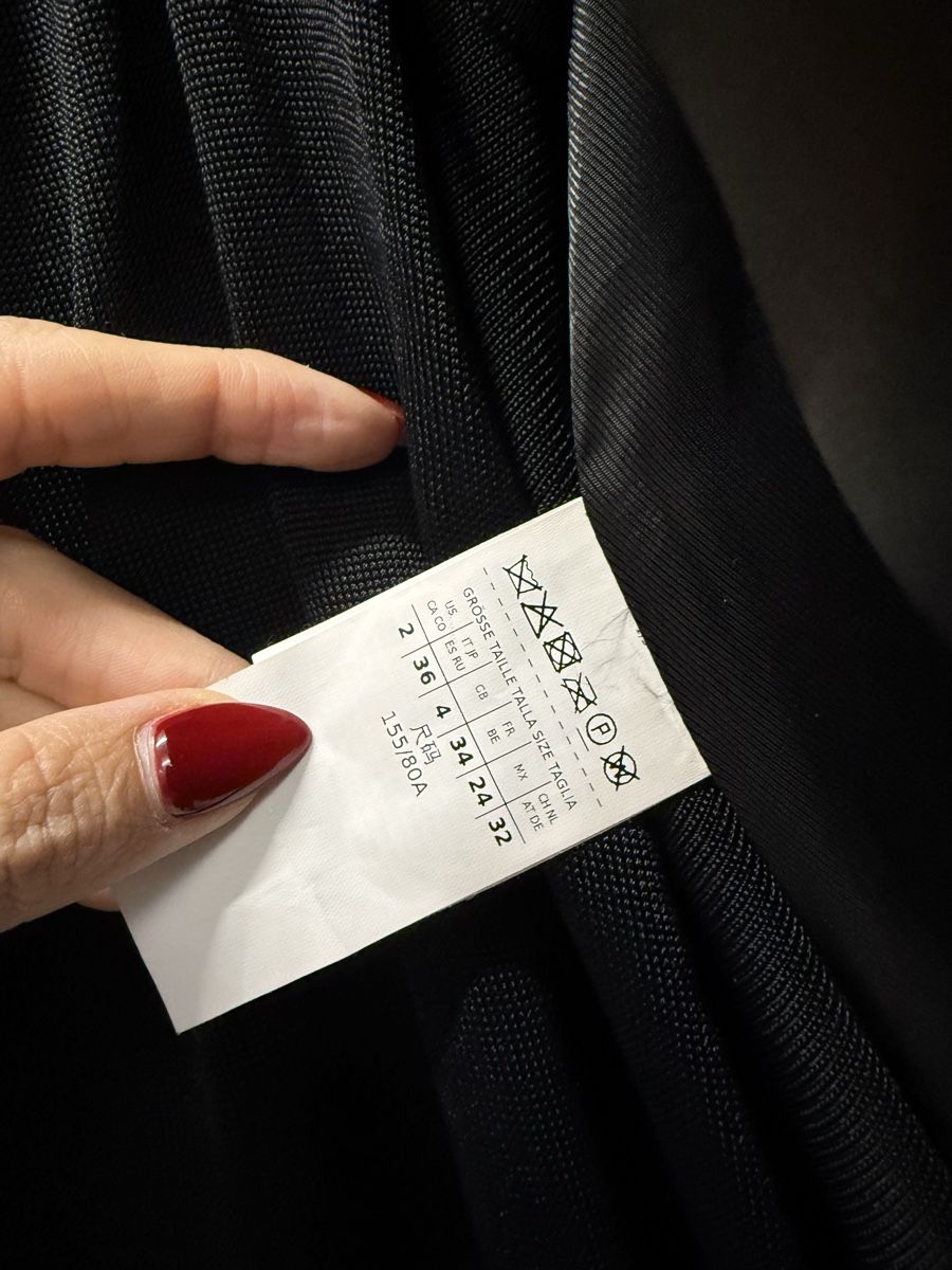 Alexander Mcqueen Vestiti: Alexander McQueen Kleid, Schwarz, Grösse XS – Usato da Horgen venduto da prelovedzh 3