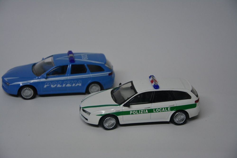 1/43 2005 Alfa Romeo 159 Carabinieri by M4 followed by a 1992