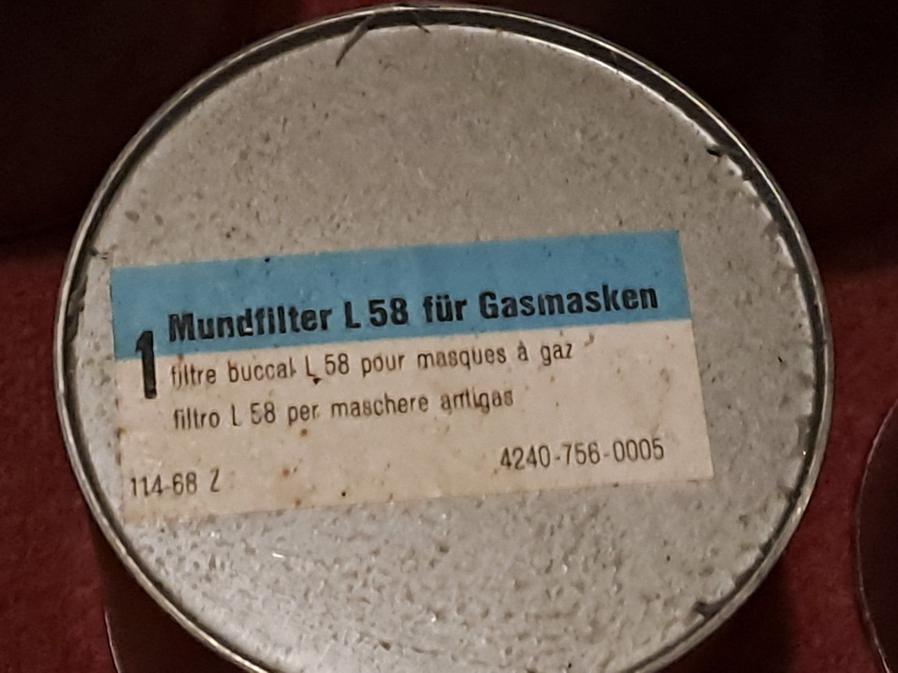 Schweizer Armee Uniformi: 5 Gasmasken Filter 58 in Dosen – Nuovo e nell'imballaggio originale da St.Gallen venduto da Infanteriewerk 2
