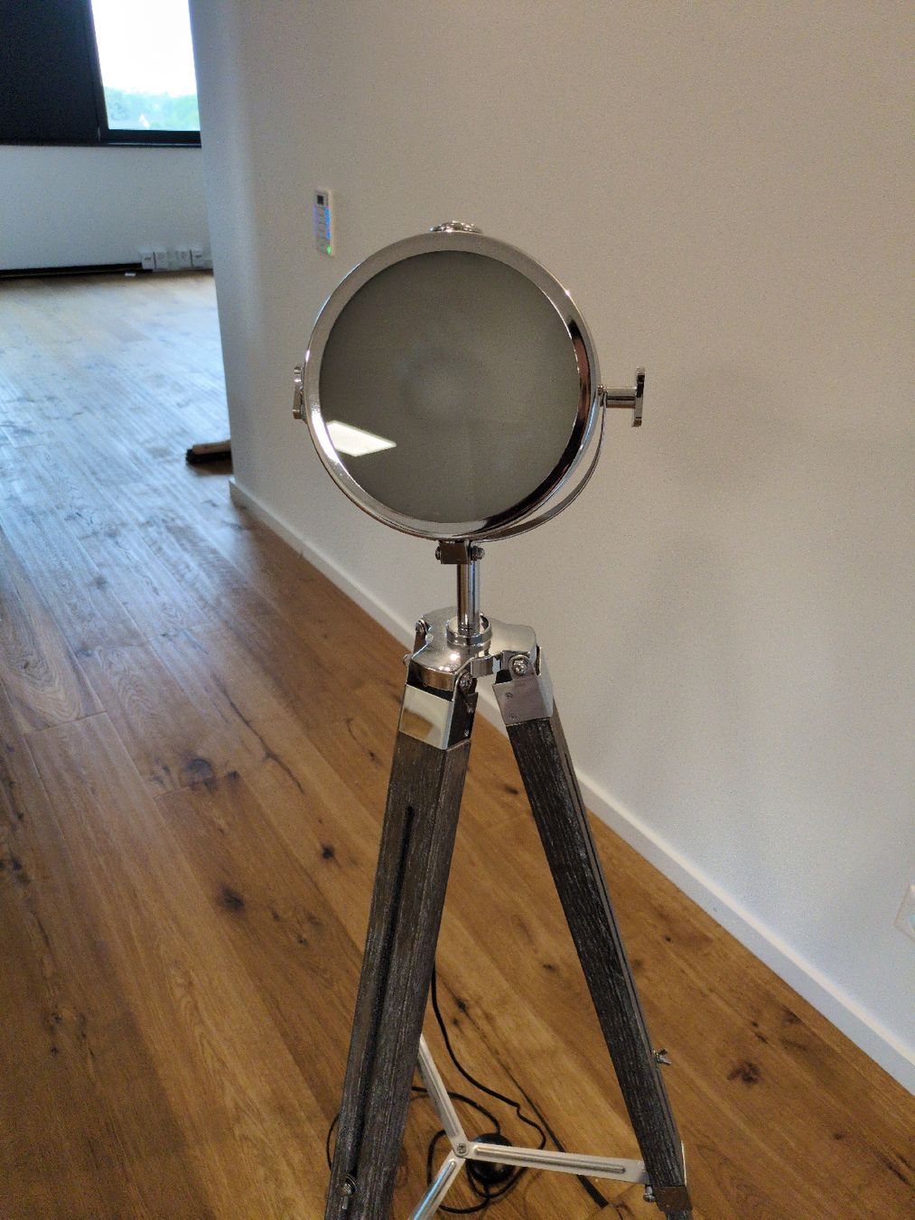 Lampade: Wohnzimmer Scheinwerfer Lampe – Usato da Frick venduto da fleur.de.lis 1