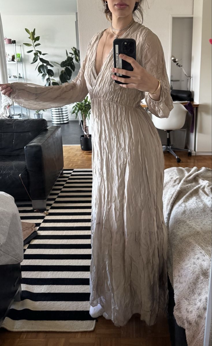Kleider: Flowy Maxi Dress - Boho Hippie Chic – Gebraucht aus Zürich von forestF4iry