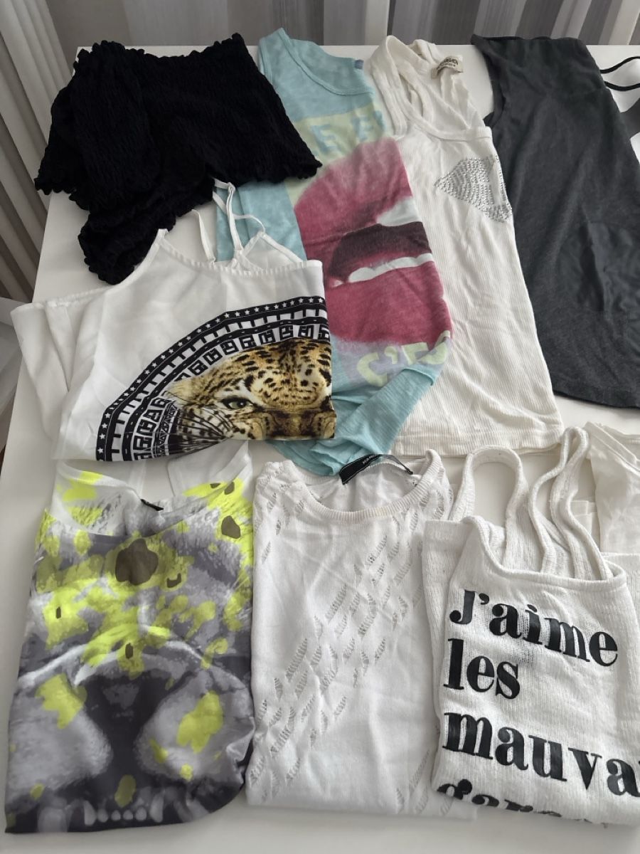 Lotti & Set di vestiti: T- shirts S und XS  – Usato da Zürich venduto da fllanza01 1