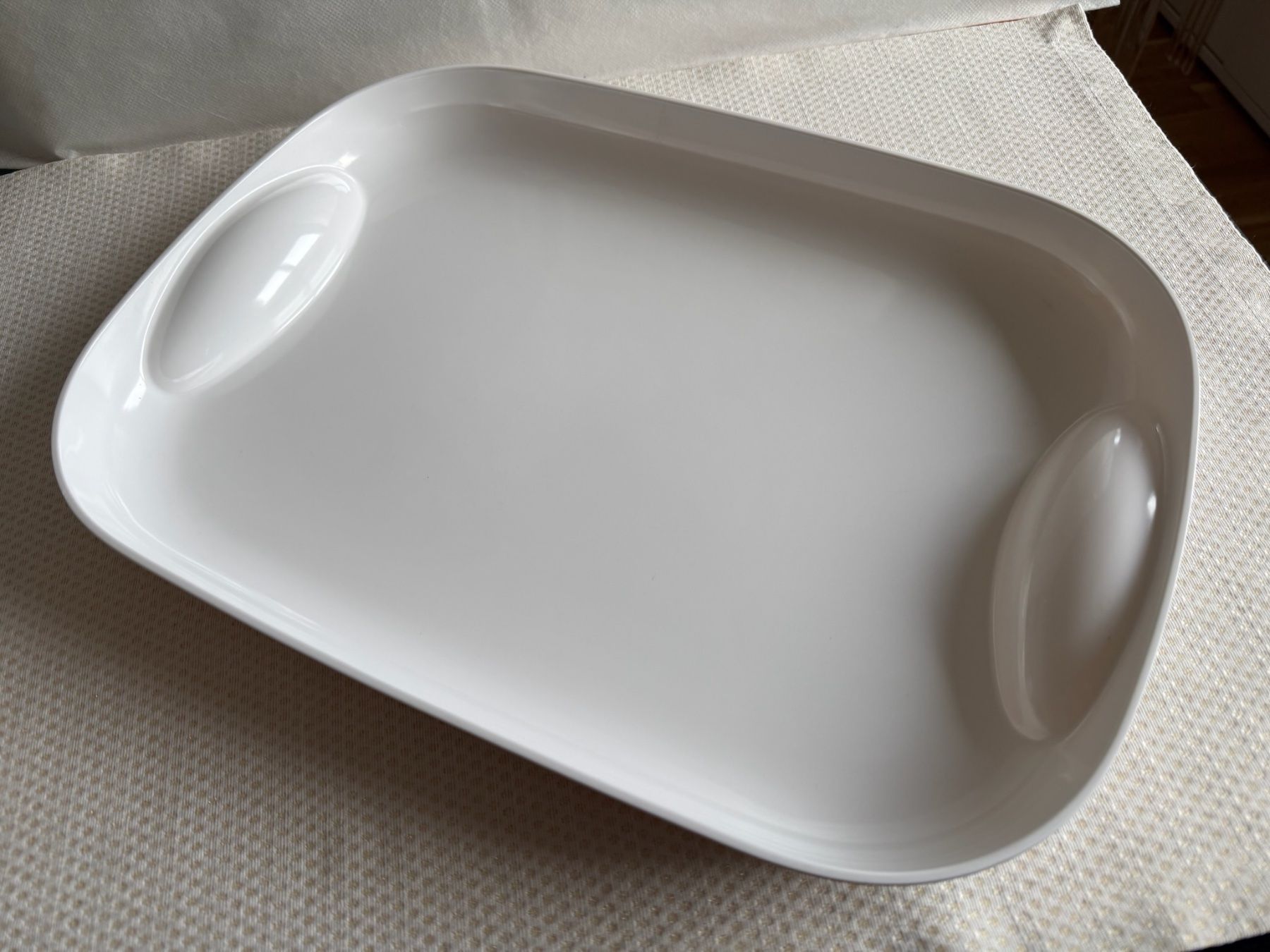 Pareti & Soffitti: Tupperware - Plateau – Usato da Sion venduto da accroshoes