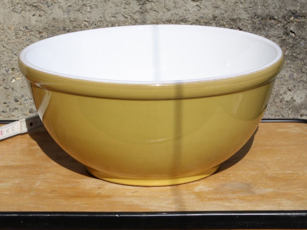 Rössler Ciotole: RÖSSLER TEIGSCHÜSSEL 30 cm. VINTAGE – Usato da Wauwil venduto da Pneuedy