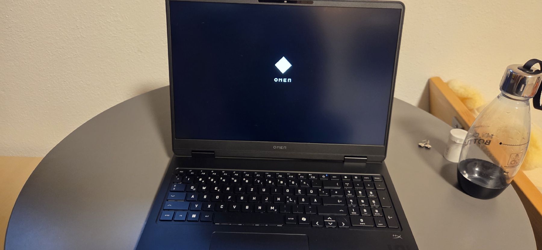 Portables: HP Omen Gaming Laptop 016 – Neuf avec emballage d'origine à vaduz par AnnaR1356