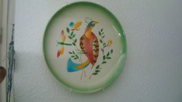 Keramik-Wandteller mit Vogel Blumen etc. Nyon Schweiz