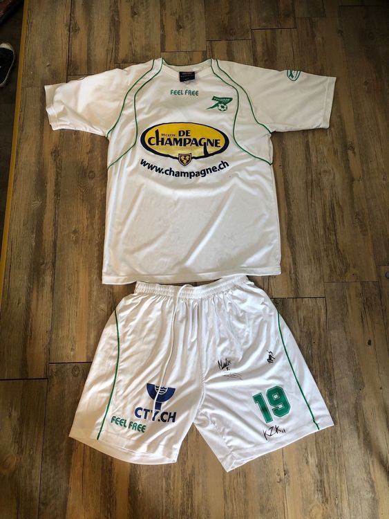 Maillot/Trikot Yverdon Sport dédicacé par l'équipe L | Kaufen auf