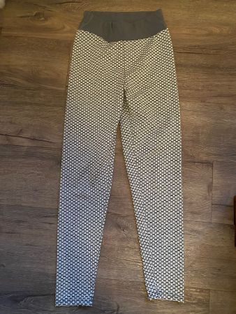 Leggins mit Srunch Gr. M