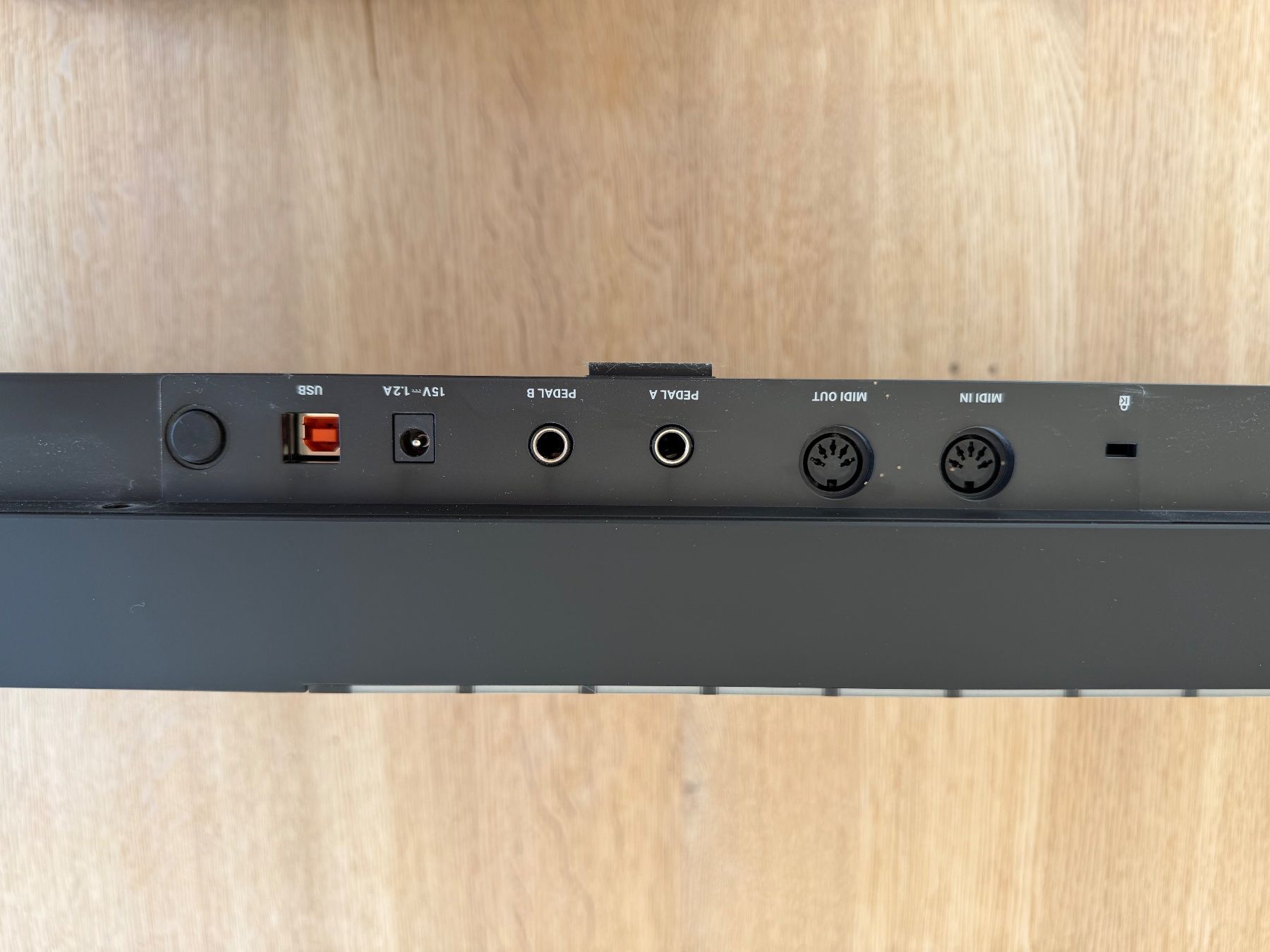Native Instruments Instruments de musique: Native Instruments Komplete Kontrol S49 – D'occasion à Würenlos par Manolo89 3