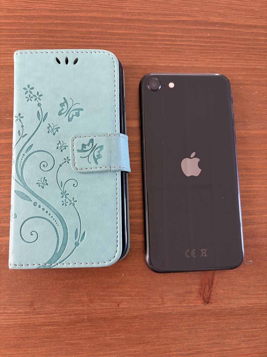 Apple Portables: iPhone SE 2. Generation – D'occasion à Würenlingen par Shovel7 1