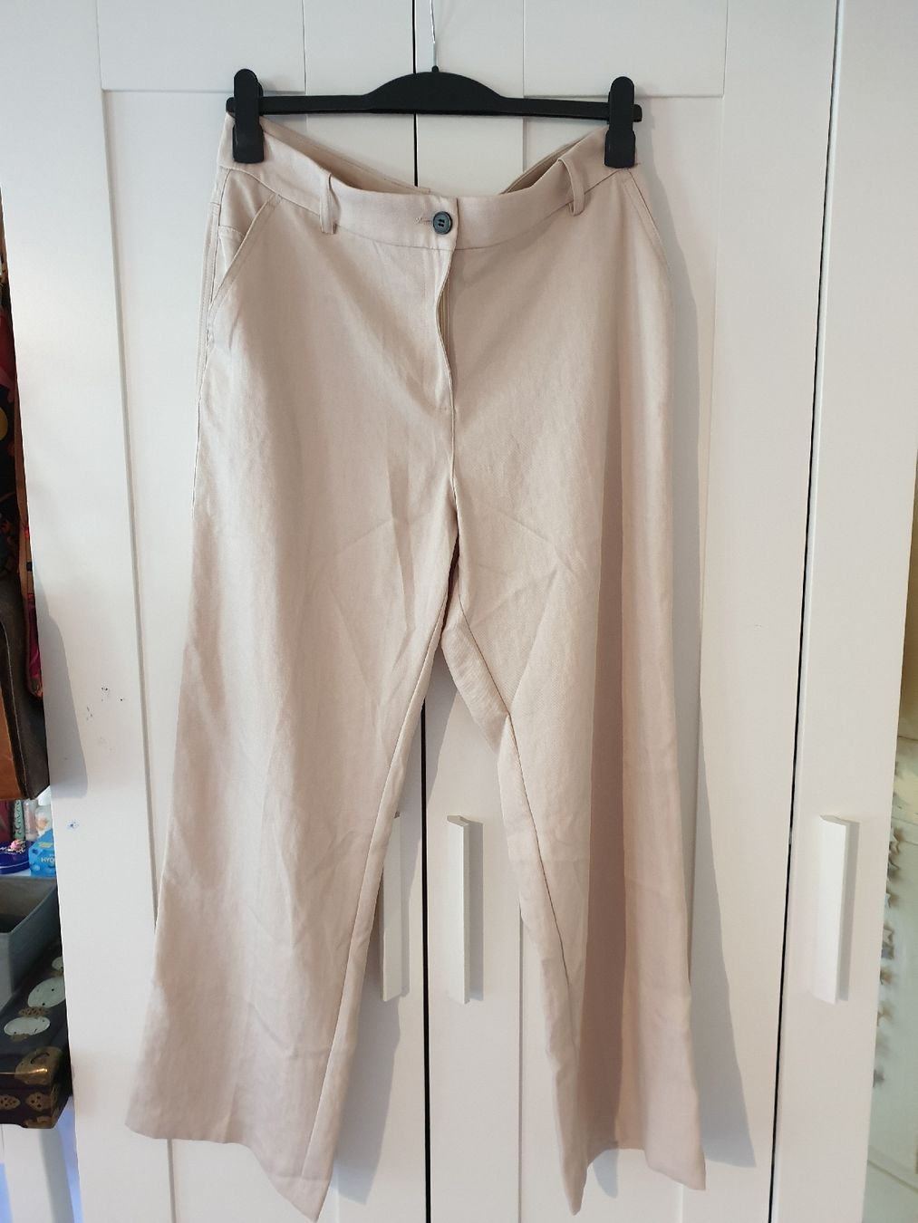 H&M Pantaloni: Hose Gr.44 Neu – Nuovo e nell'imballaggio originale da Leuggelbach venduto da Schreiner21