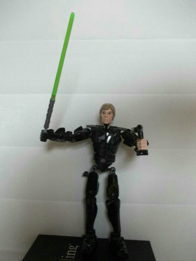 Lego Kit di costruzioni: Lego Star Wars 75110 Luke Skywalker – Usato da Bussigny venduto da Cglloq