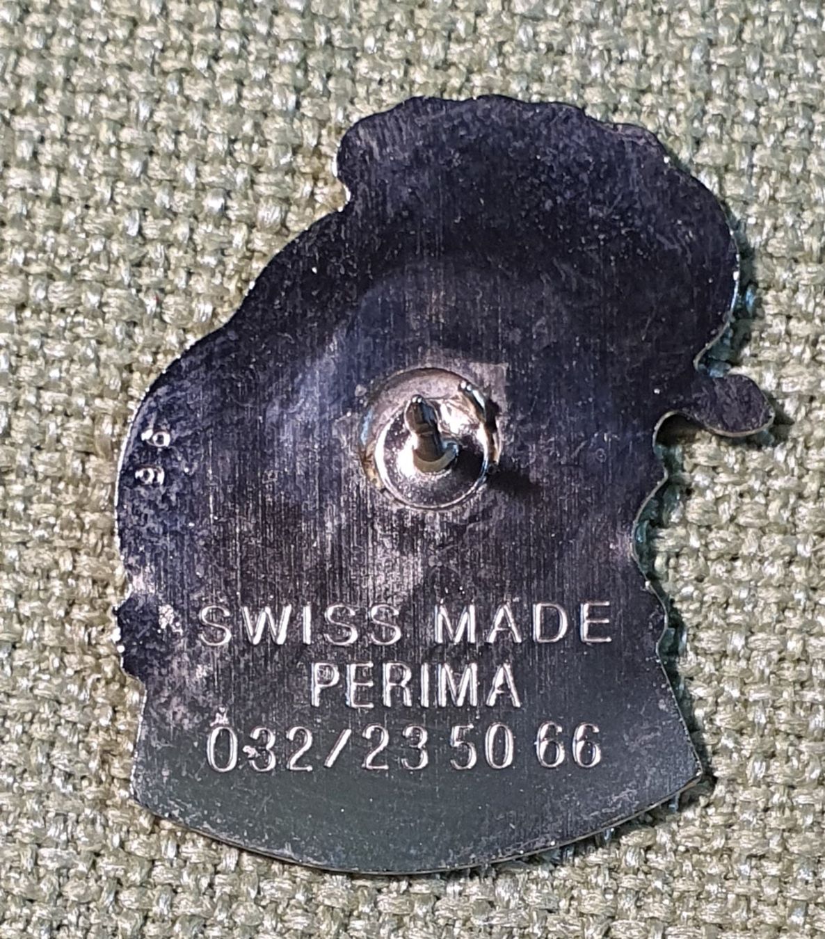 Placchette & Badge: O176 - Pin Le Boucher Corpaato 1992 – Usato da Reinach BL venduto da Boston-Verkauf 1