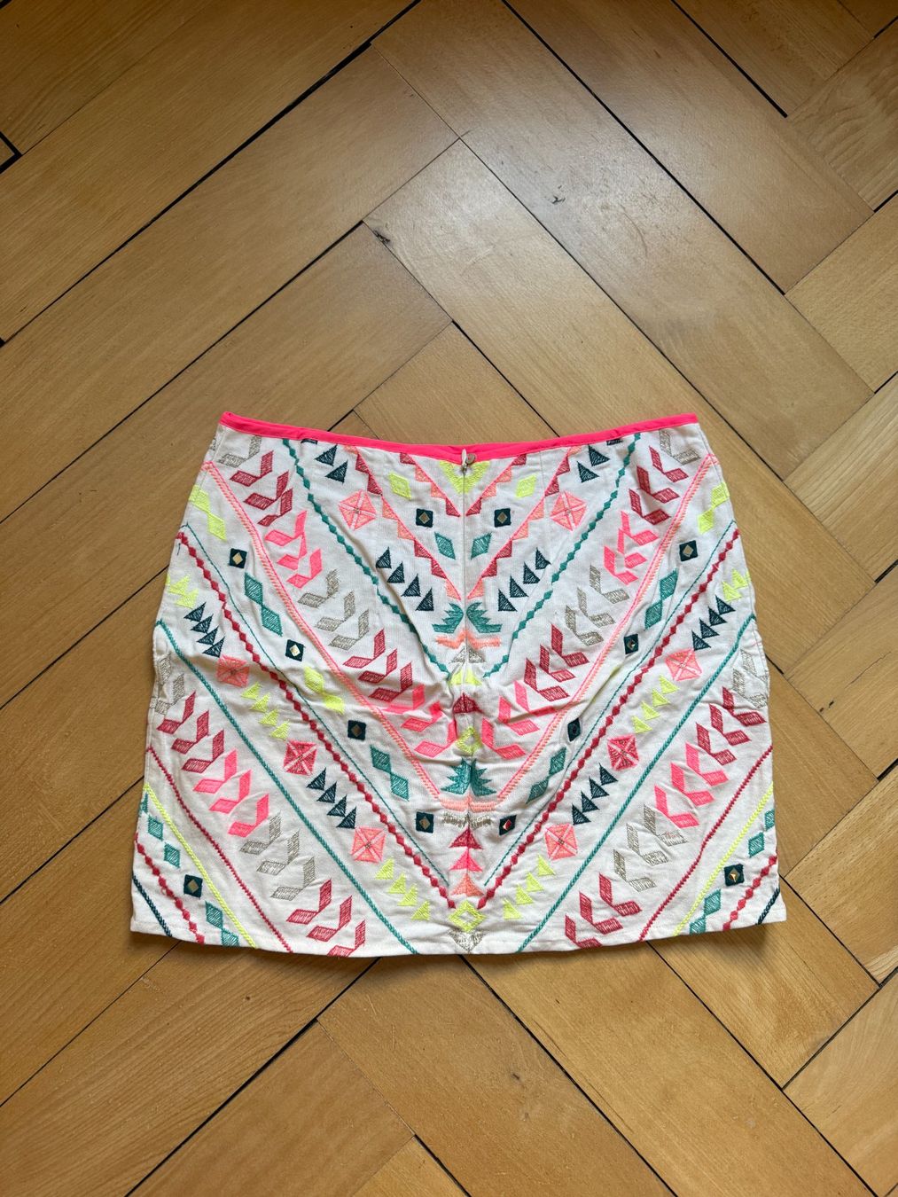 Gonne: ACCESSORIZE - Aztec Rock bunt gemustert S – Usato da Zürich venduto da Diazaio 2