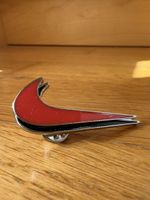 Vintage Nike Pin/Anstecker rot/silber - Top Zustand!