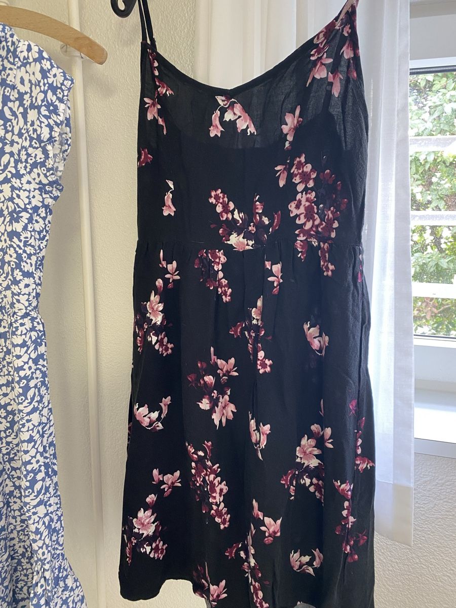 Vestiti: Sommerkleid Gr. S  2 Stück – Usato da Baar venduto da kamasija 2