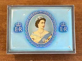 Vintage Seltene Blechdose "Coronation of Queen Elisabeth 2"
