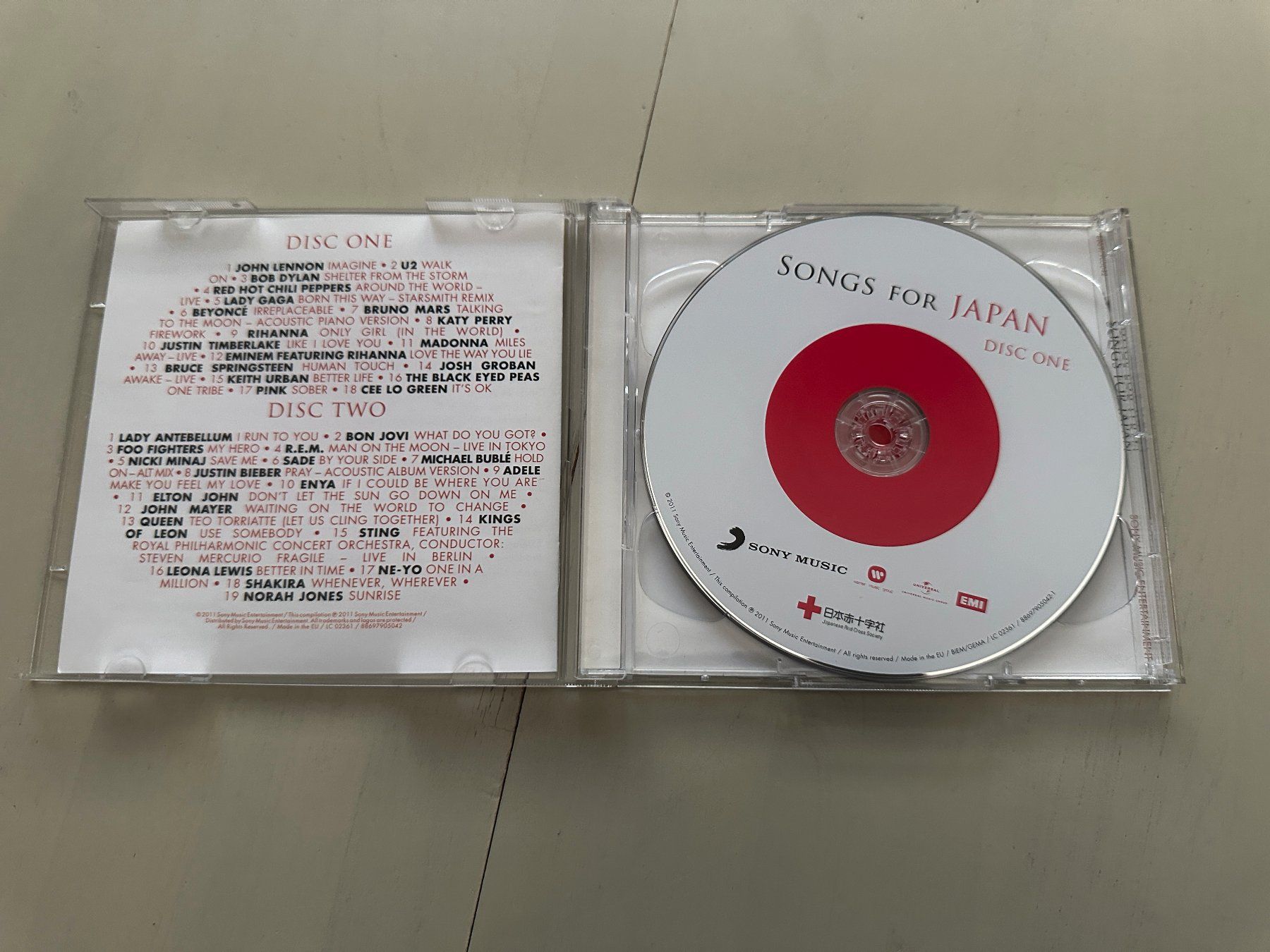CD: SONGS FOR JAPAN tolle 2 CD U2 DYLAN MADONNA SPRINGSTEEN REM – Usato da Basel venduto da Partridge 3