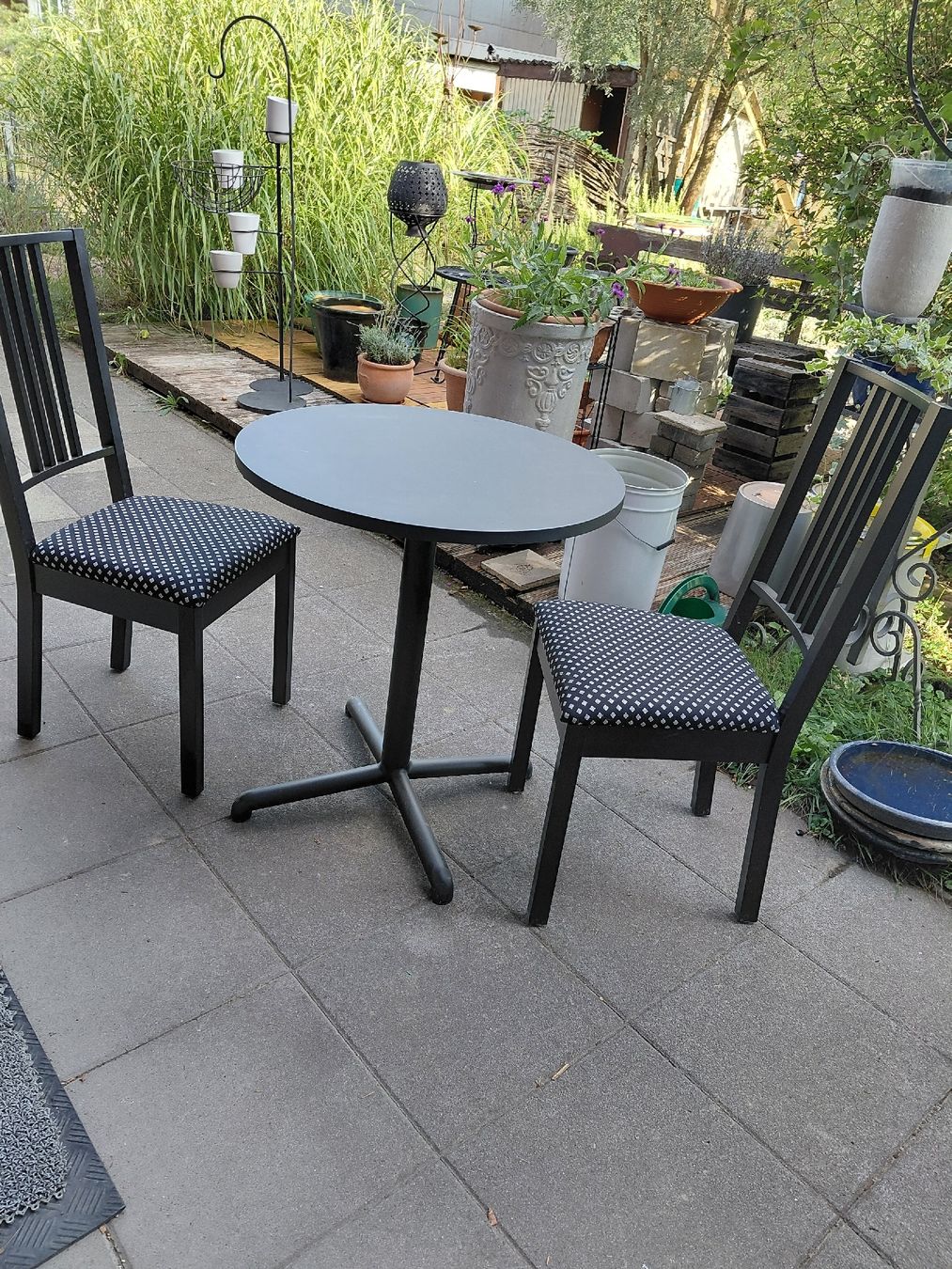 Set de table et chaises: Tisch und 2 Stühle neu – Neuf (Voir description) à zuchwil par parson65 1