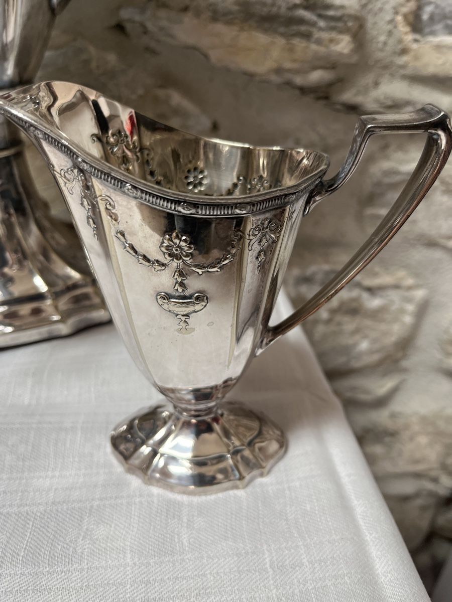 Teiere: Jugendstil Kaffee-Tee Samowar Silverplated – Usato da Brienz BE venduto da hey_z9vg 2