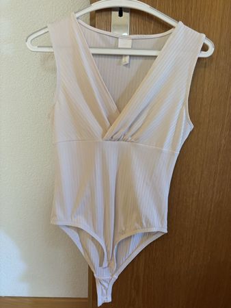 H&M Body, weiss, Grösse S - perfekt für den Sommer!