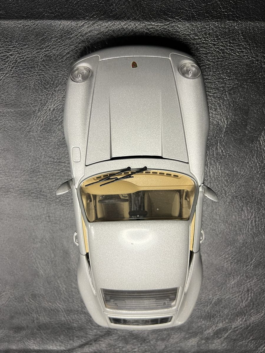 Modellini d'auto: Porsche 911 Modellauto silbern  – Usato da Moosleerau venduto da Tami8 1