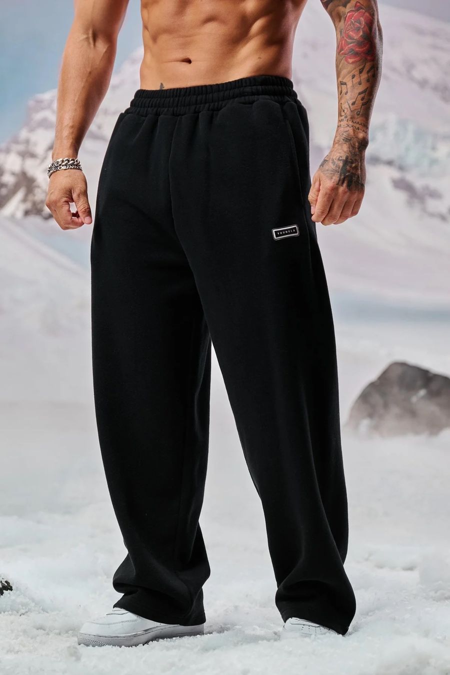 Pantaloni: YoungLA Jogginghose schwarz - Grösse M – Nuovo e nell'imballaggio originale da Kreuzlingen venduto da inf_scj6