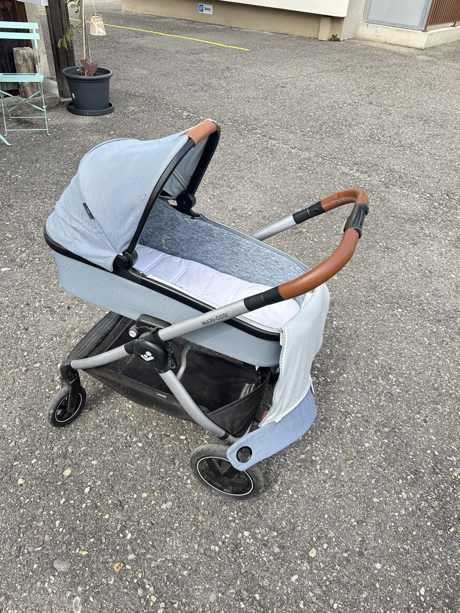 Maxi-Cosi Kinderwagen: Kinderwagen Maxi-Cosi 2-teilig hellblau gebraucht – Gebraucht aus Wangen an der Aare von jol_82h2 1