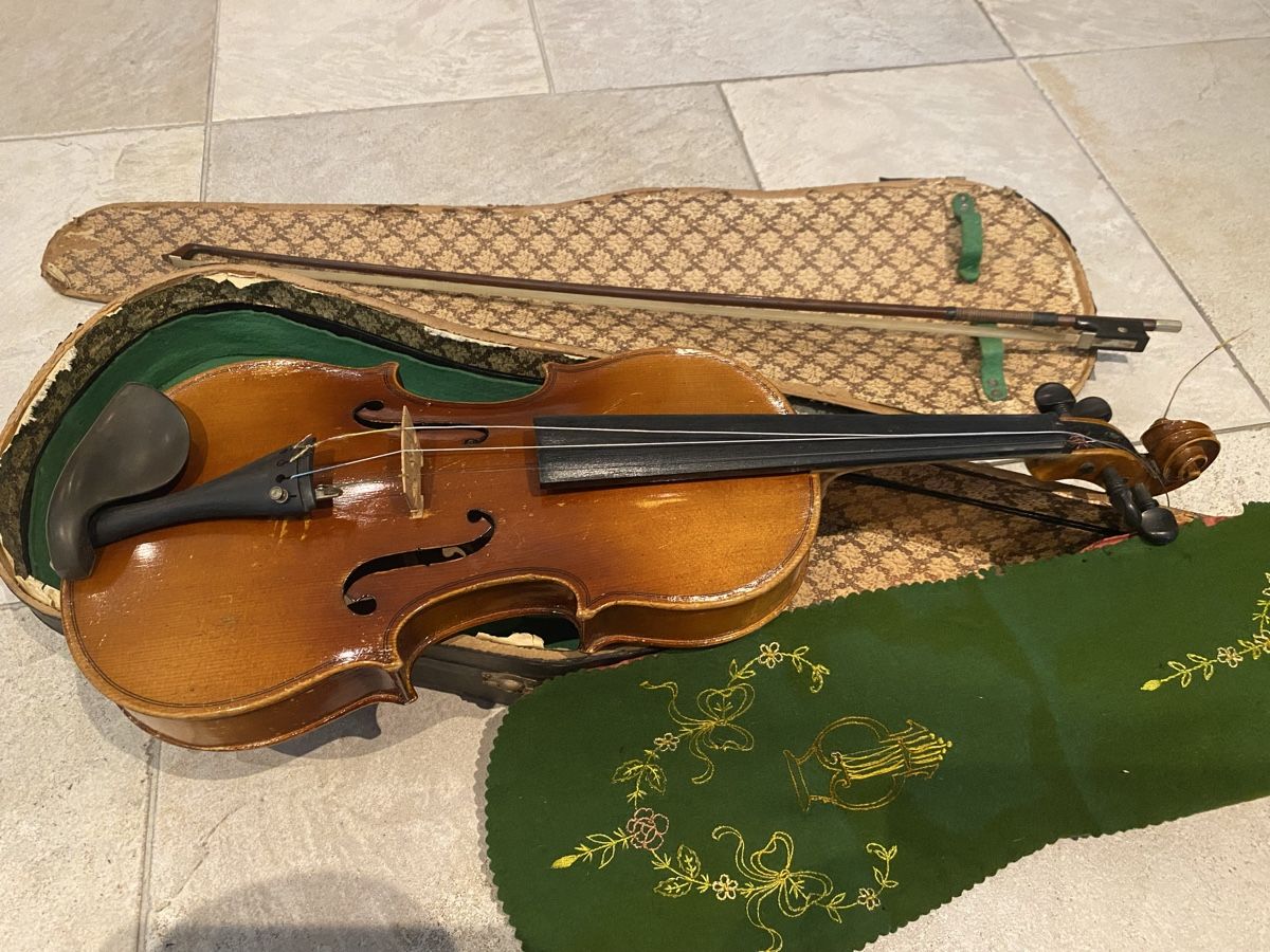 Strumenti musicali: Violino  – Difettoso da Trimbach venduto da ale5522 4