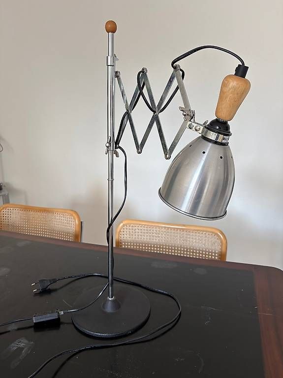 Lampade: Tischlampe, Industrial – Usato da Zürich venduto da jan_p2yf