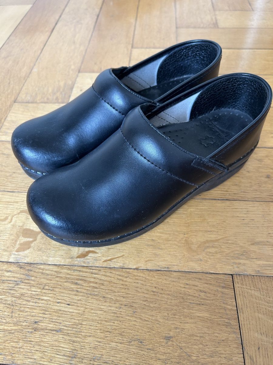 Scarpe da donna: Dansko Clogs – Usato da Crissier venduto da amc_7gtd