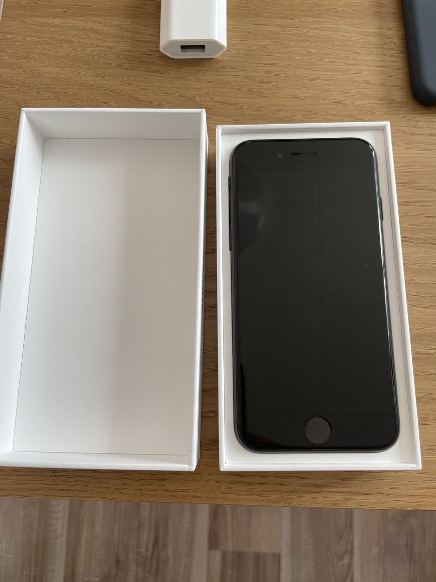 Apple Telefoni cellulari / Smartphones: iPhone SE 128GB – Usato da Rümlang venduto da pio_92xb 2