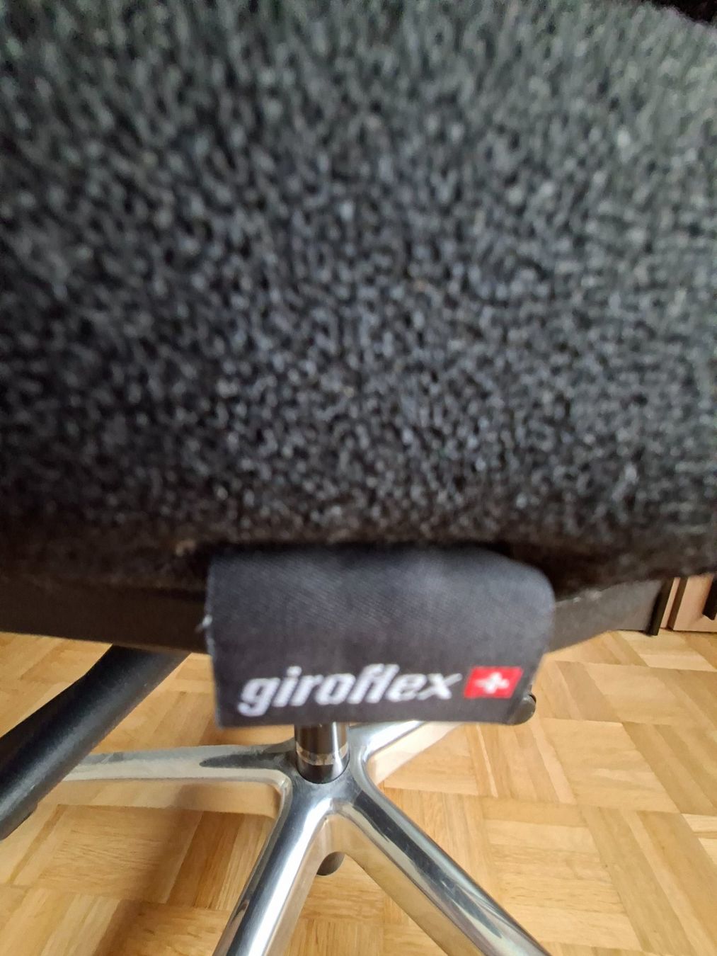 Giroflex Chaises: Bürostuhl – D'occasion à Suhr par karapuzik 6
