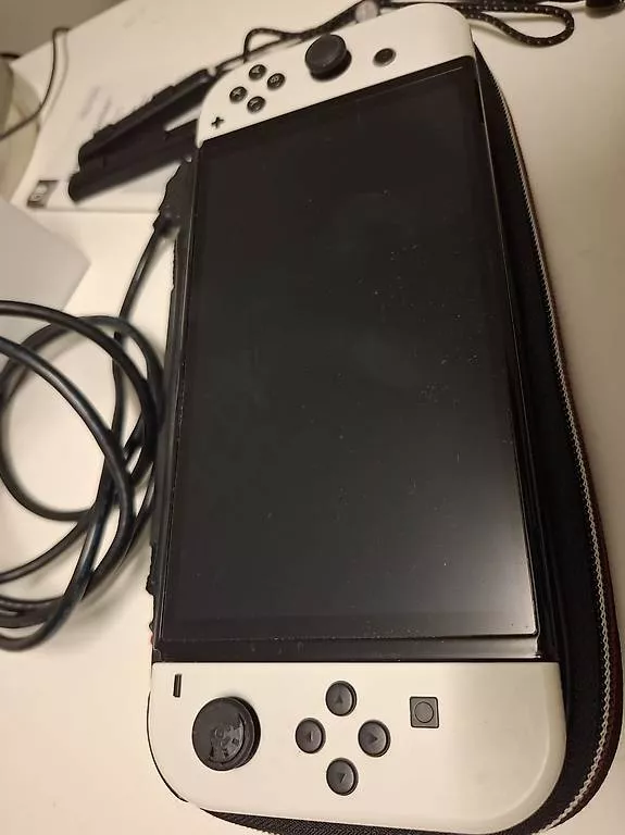 Console: Nintendo Switch O-led – Usato da Kreuzlingen venduto da ysrysr 4