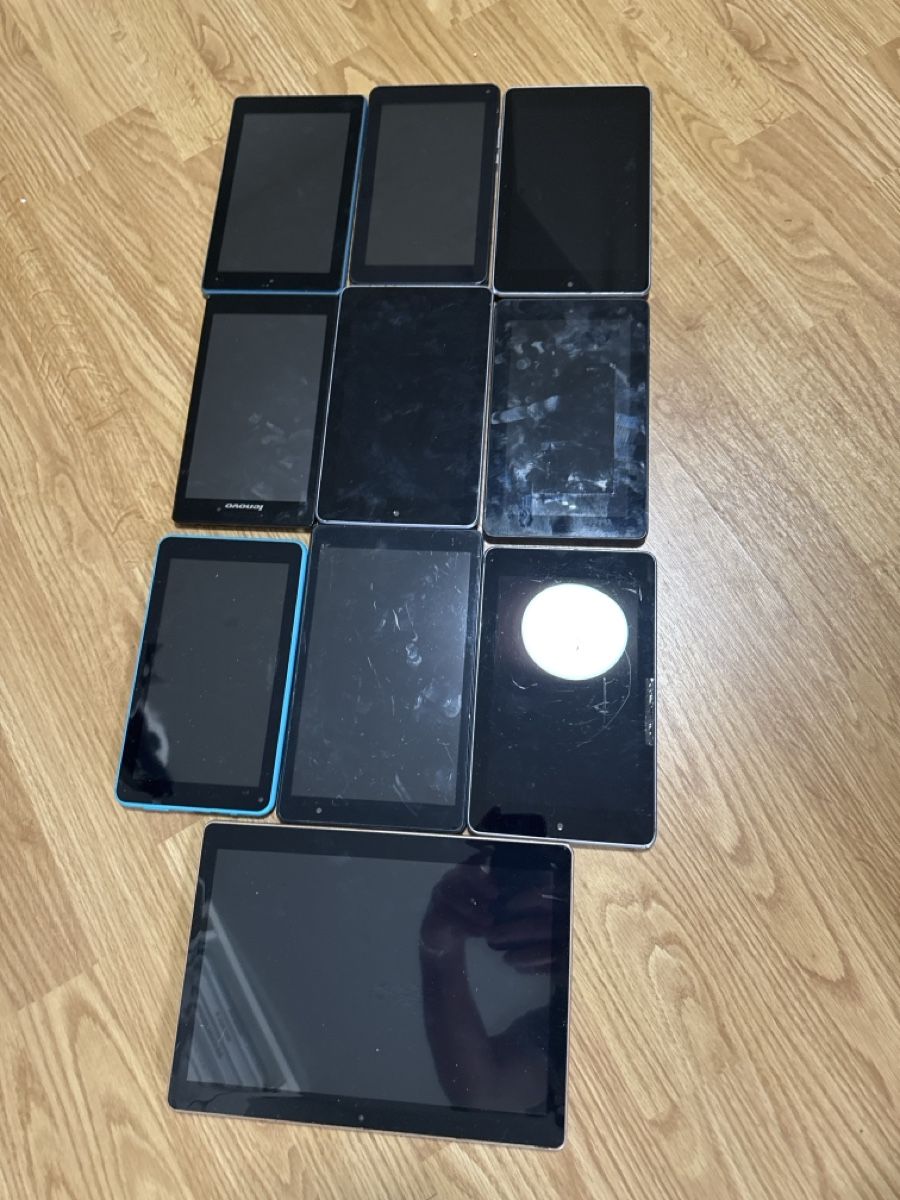 Tablet PC: 10 Tablet Mix different sizes   – Difettoso da Riehen venduto da Top-Quality 2