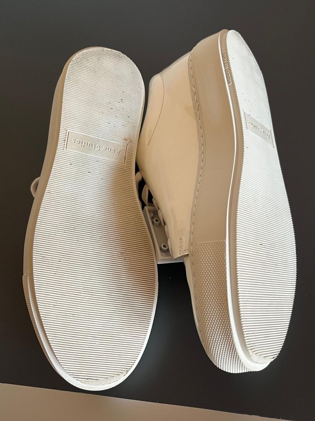Acne Studios Scarpe da donna: ACNE Studio Sneaker 36 Lackleder – Usato da Münchenstein venduto da luksack 4